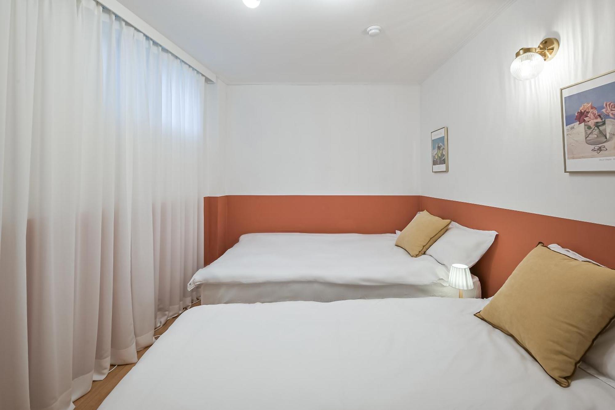 Ssh Myeongdong Dongdo Hostel Сеул Экстерьер фото